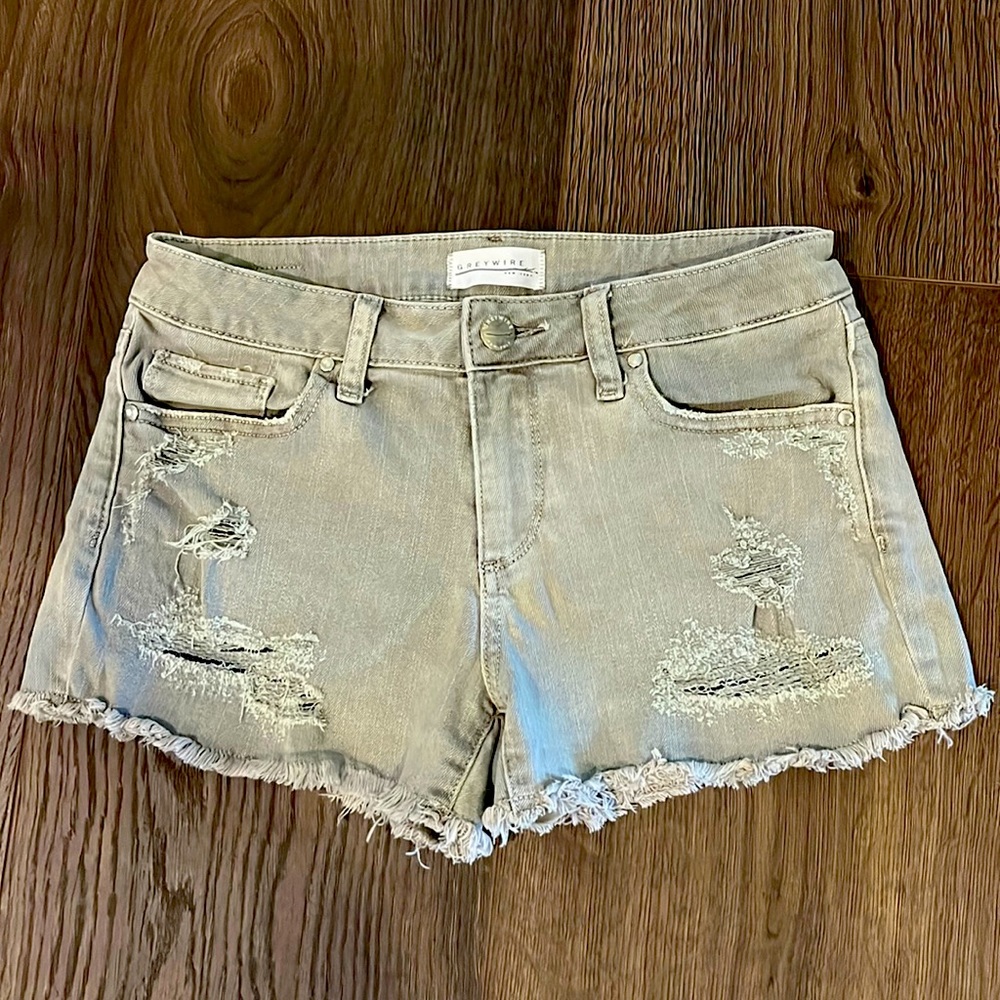 Greywire Distressed Denim Cutoff Shorts Gray Wash Size 26 Raw Hem Stretch